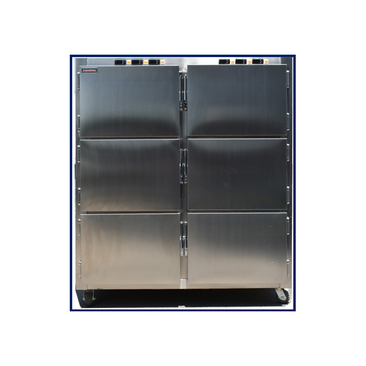 Lors du stockage des corps dans les morgues des hôpitaux, quelle température le système de réfrigération doit-il maintenir pour garantir à la fois la conservation et l’efficacité énergétique ?